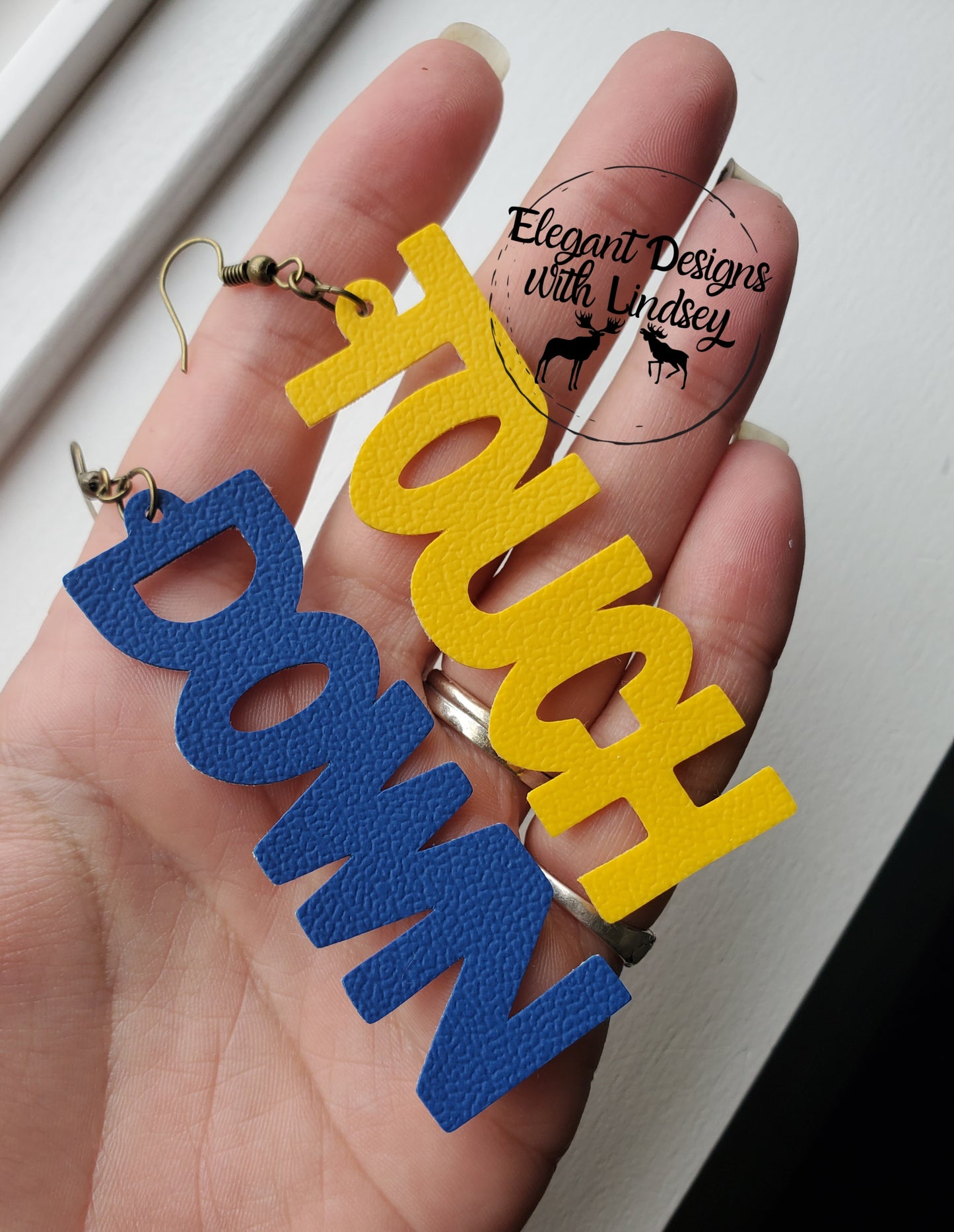 TouchDown Faux leather earrings