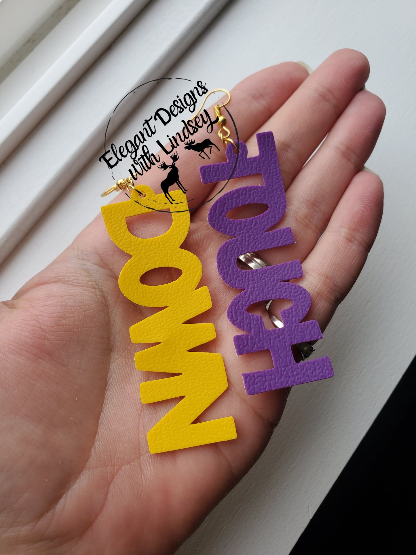 TouchDown Faux leather earrings