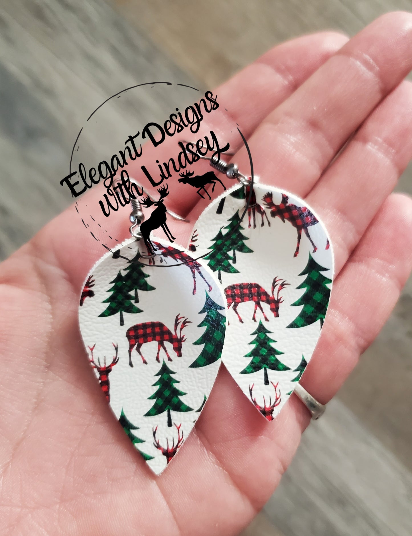 Plaid Moose Pinched Faux leather earrings