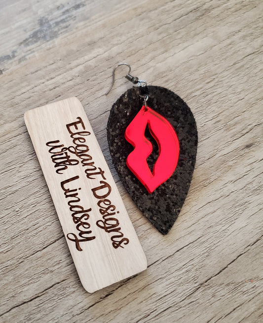 Red lips Pinched Faux leather earrings